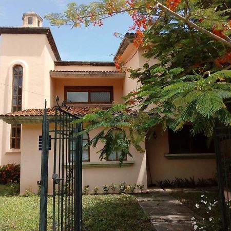 Cielito Lindo Bed & Breakfast Cancun Bagian luar foto